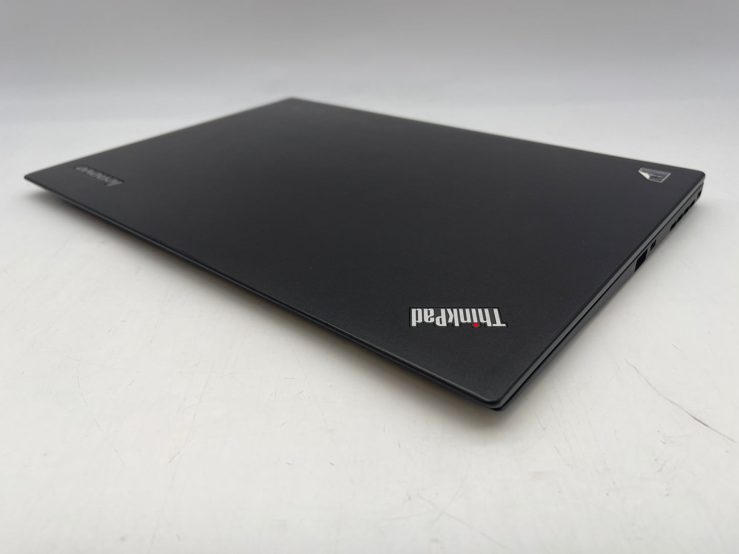 Lenovo ThinkPad X1 Carbon 14" i7-5600U 2.6GHz 8GB RAM 256GB SSD W10 Pro - B+