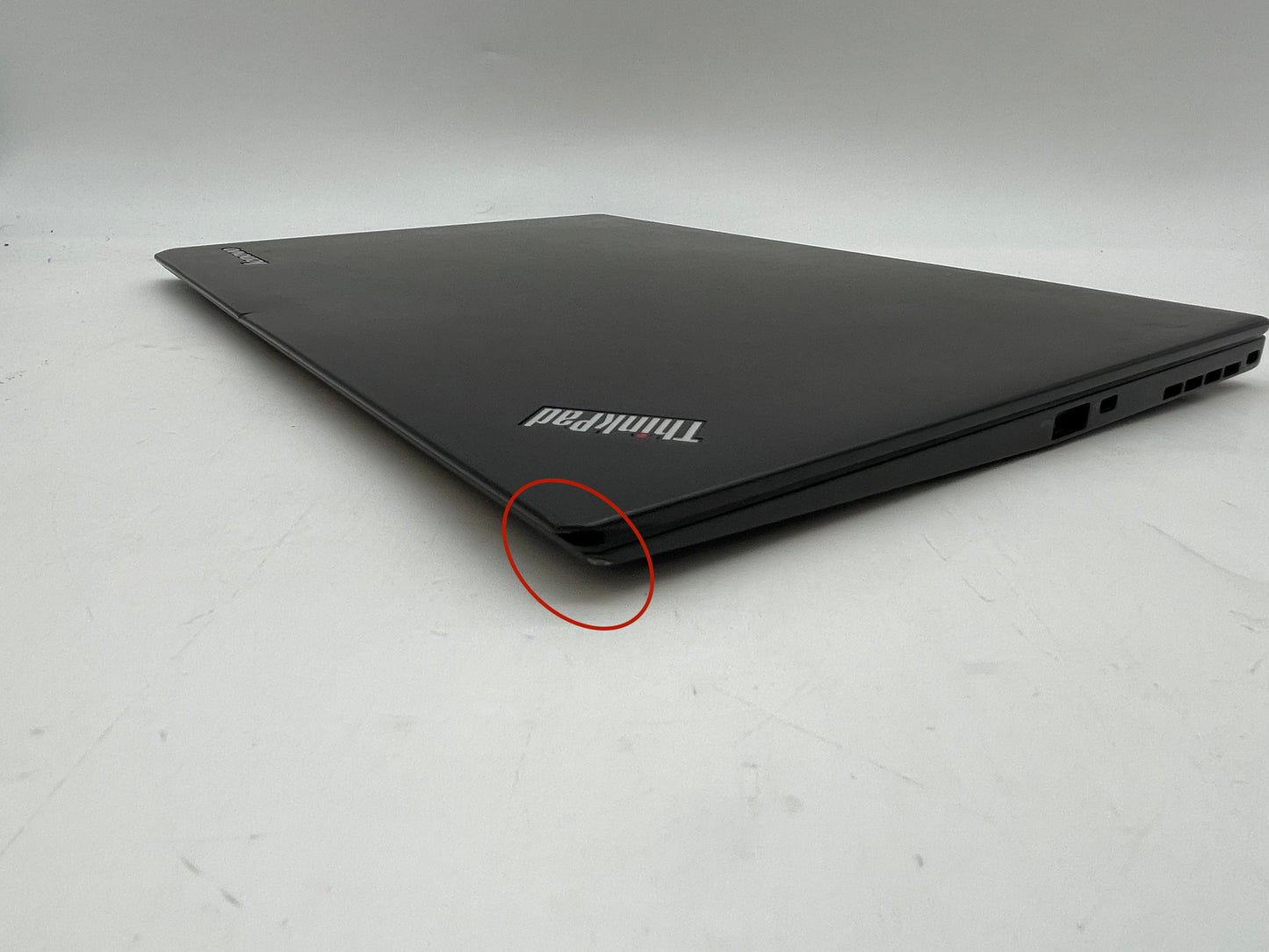 Lenovo ThinkPad X1 Carbon 14" i7-5600U 2.6GHz 8GB RAM 256GB SSD W10 Pro - Good