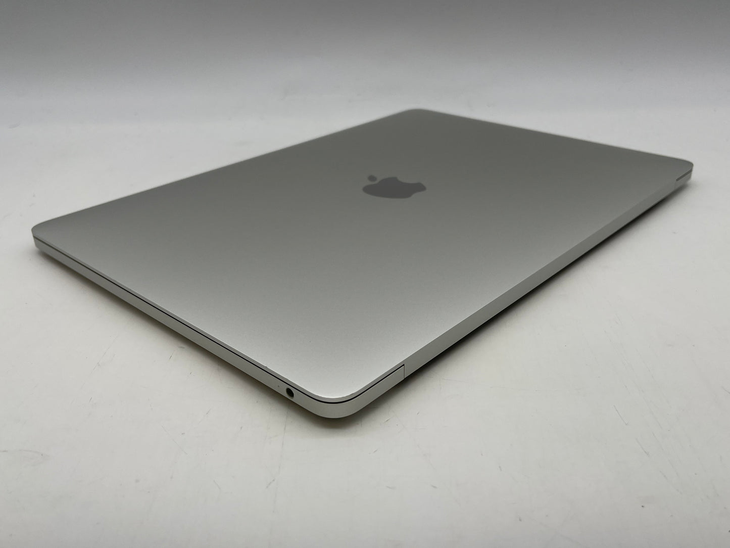 Apple 2020 MacBook pro 13" M1 3.2GHz (8-Core GPU) 16GB RAM 512GB SSD - Good