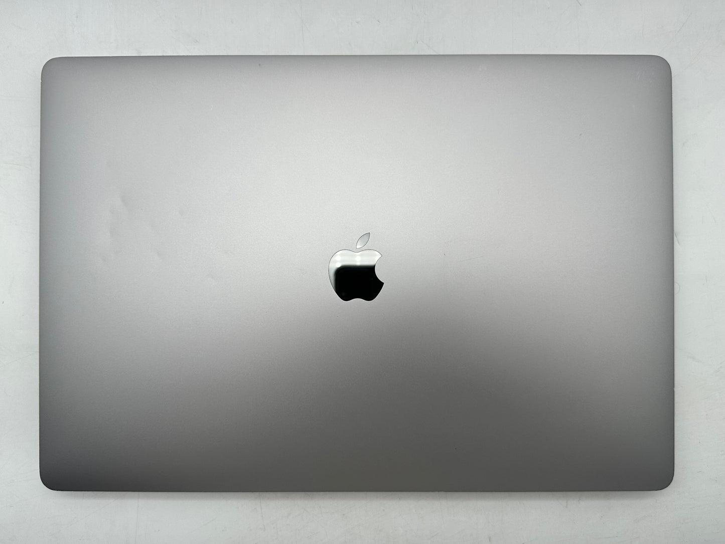 Apple 2019 16" MacBook Pro 2.6GHz i7 16GB RAM 512GB SSD RP5300M 4GB - Very Good