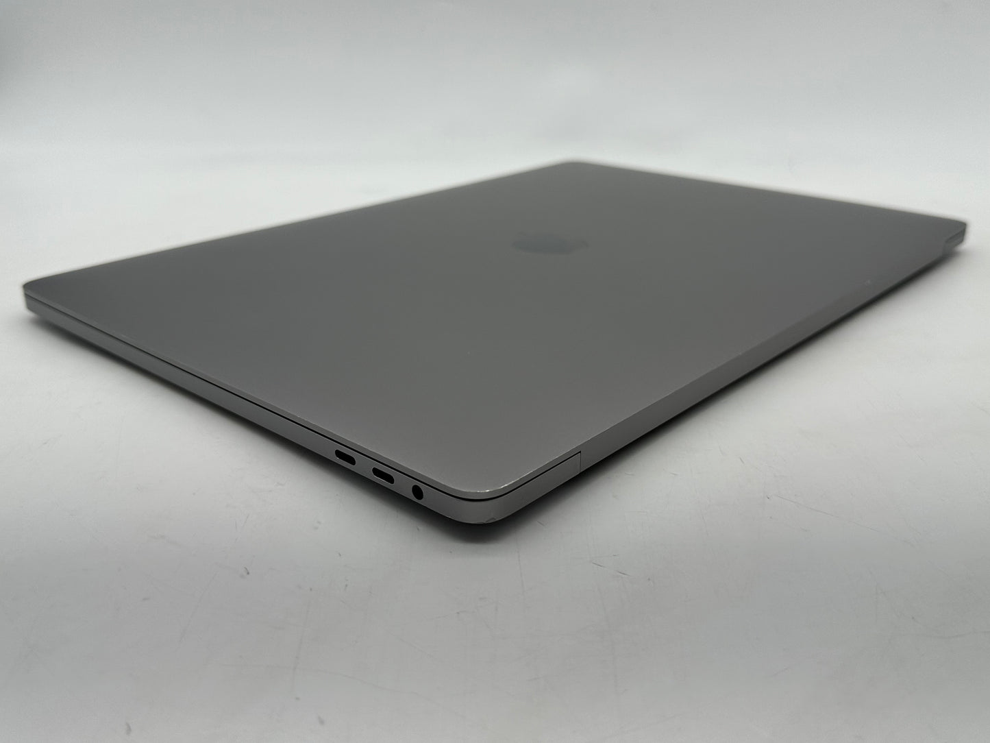 Apple 2019 16" MacBook Pro 2.6GHz i7 16GB RAM 512GB SSD RP5300M 4GB - Very Good