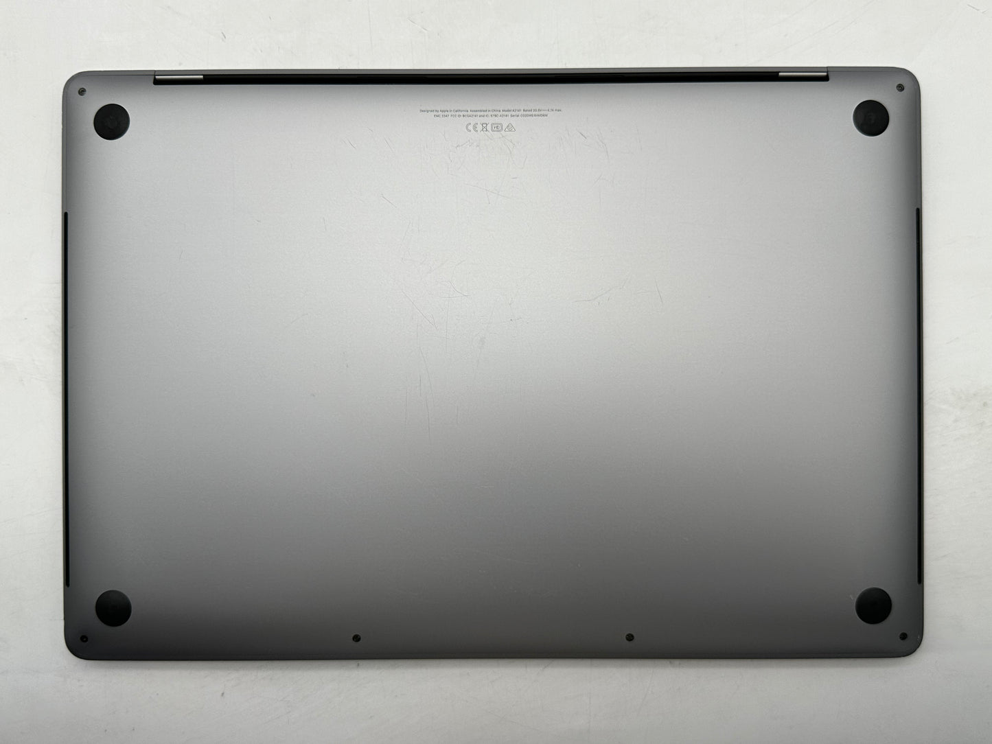 Apple 2019 16" MacBook Pro 2.6GHz i7 16GB RAM 512GB SSD RP5300M 4GB - Very Good