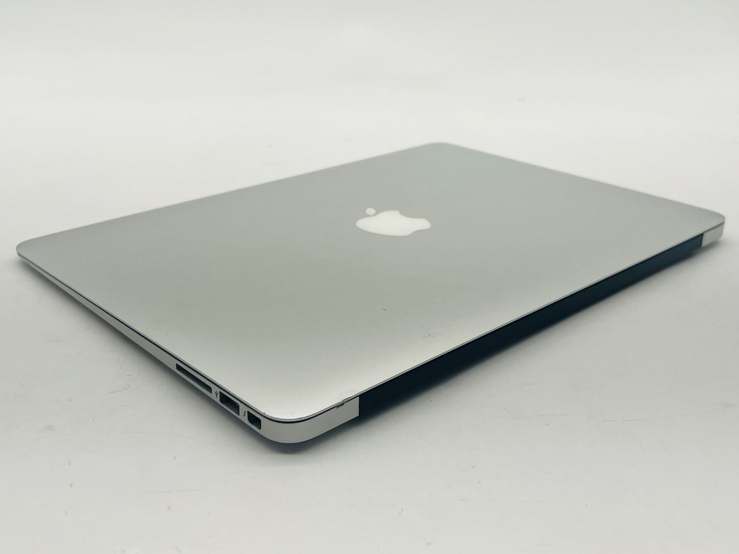 Apple 2015 MacBook Air 13" 1.6GHz Dual Core i5 8GB 128GB SSD IHD 6000- Very Good