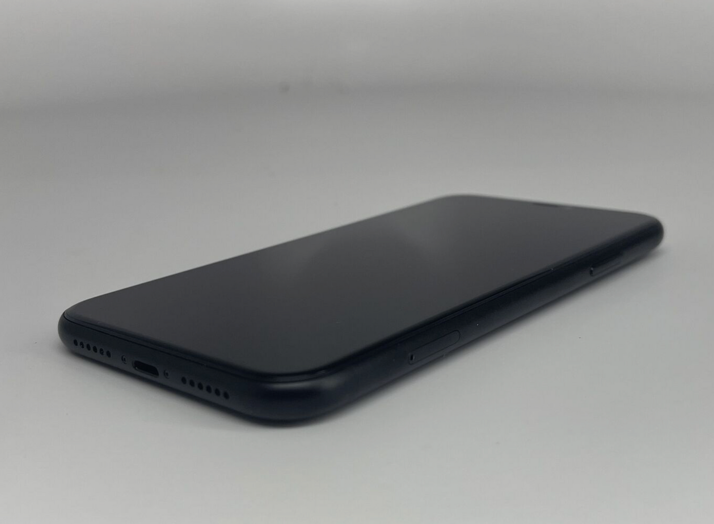 Apple 2018 iPhone XR GSM/CDMA Unlocked 64 GB "Black"