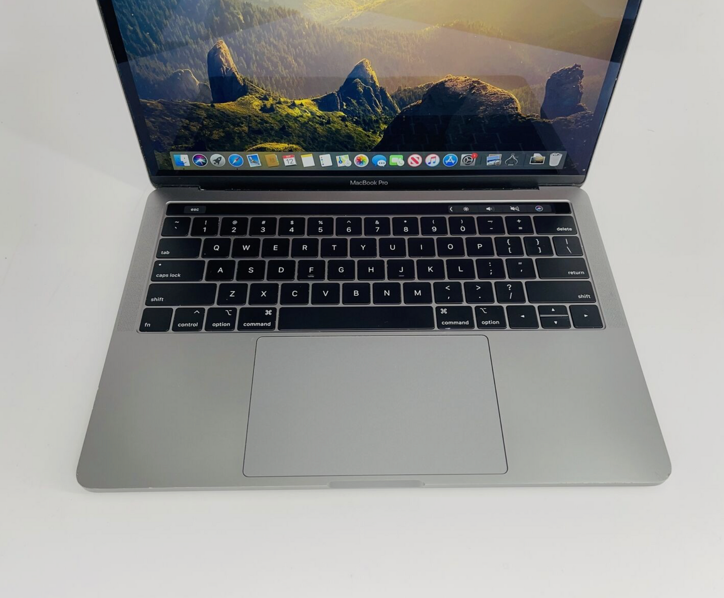 Apple 2019 Macbook Pro 13" 1.4 GHZ Quad Core i5 8GB 512GB SSD
