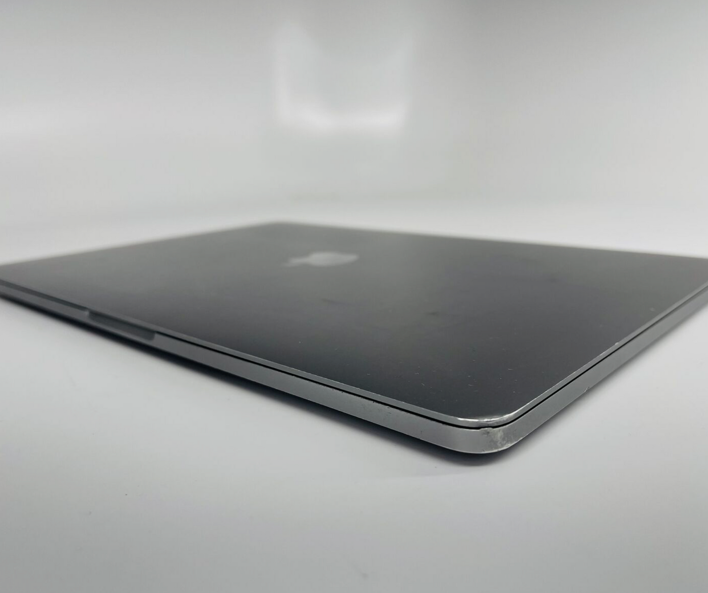 Apple 2019 Macbook Pro 13" 1.4 GHZ Quad Core i5 8GB 512GB SSD