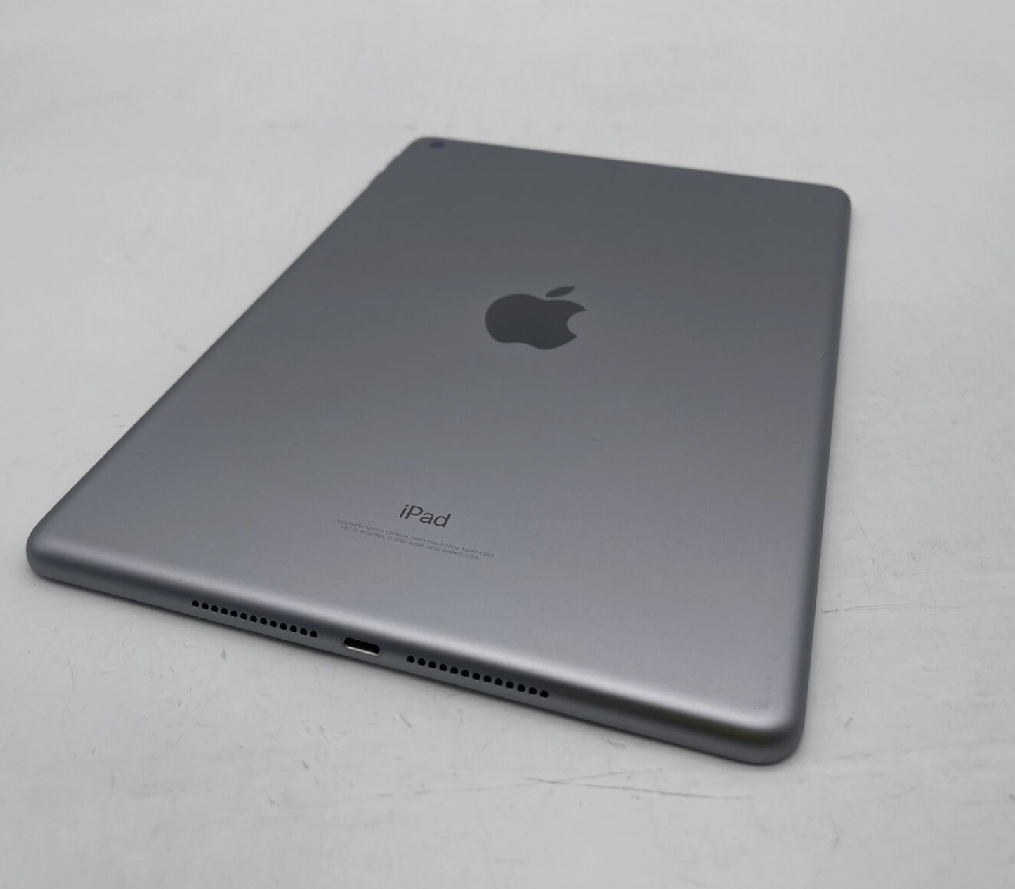 Apple 2016 IPad 6th Generation 32GB "Space Gray"