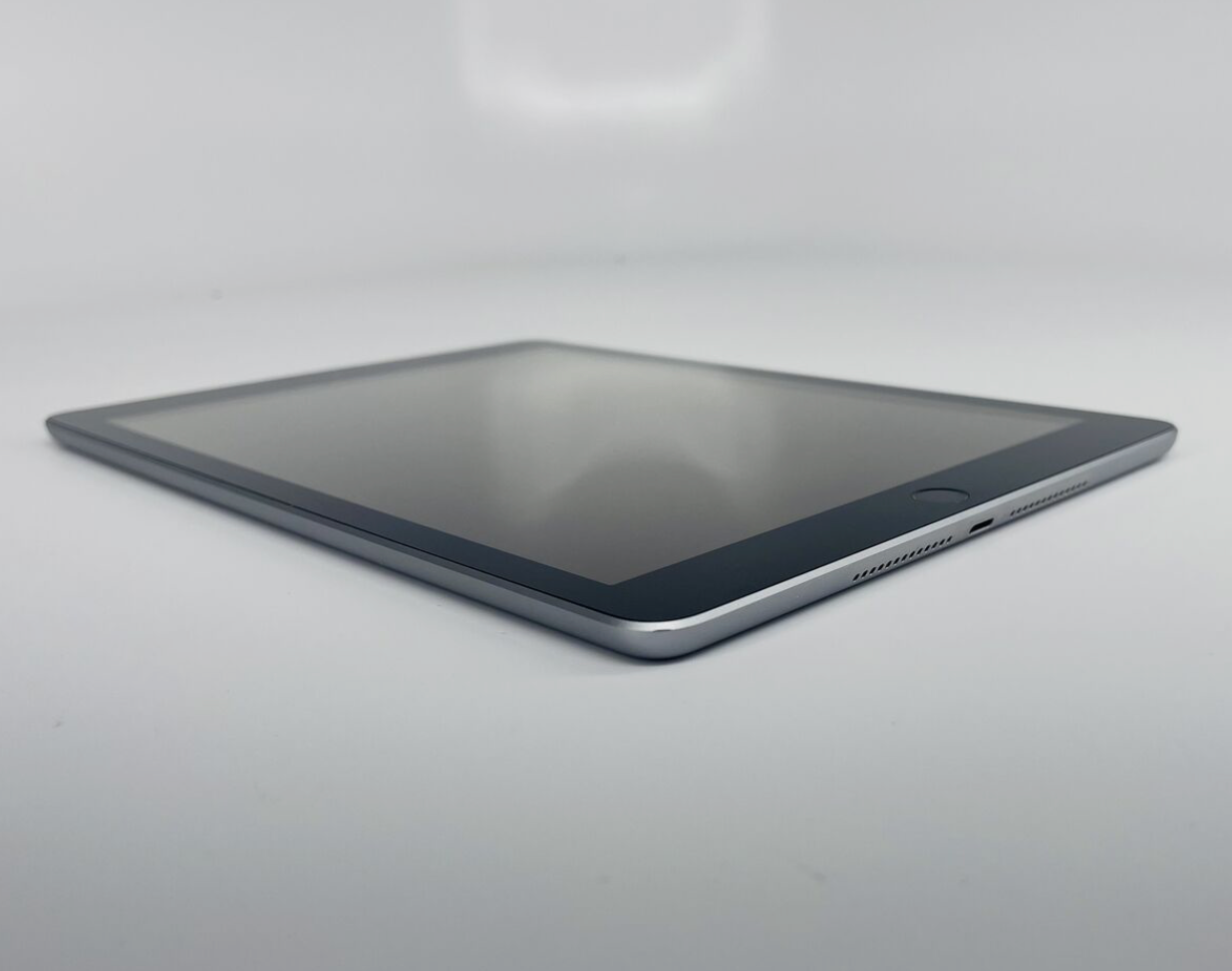 Apple 2016 IPad 6th Generation 32GB "Space Gray" Cellular