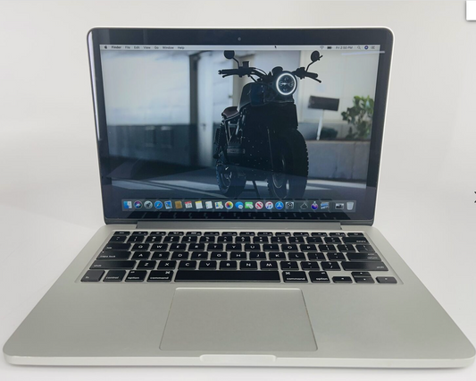 Apple 2015 Macbook Pro 13" 2.7 Ghz Quad Core i5 8gb Ram 256gb SSD Intel 6100