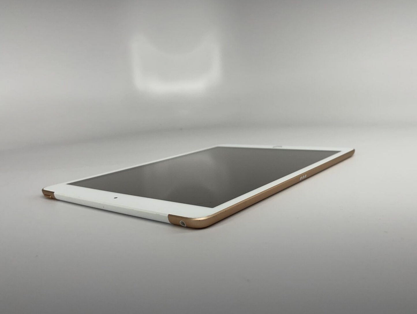 Apple IPad 7th Generation 32GB "Gold" Cellular